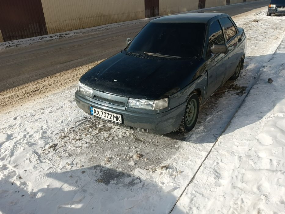Продам ваз 2110 на