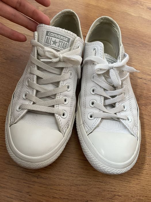 Buty Converse bia e skorzane 39 5 25cm ki Dolne OLX.pl
