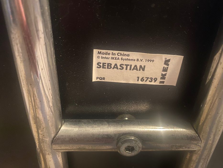 um par de bancos de bar Ikea - usado, bom estado