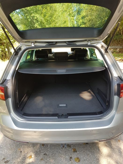 VW Passat 1.6 TDI  HighLine caixa DSG  120cv