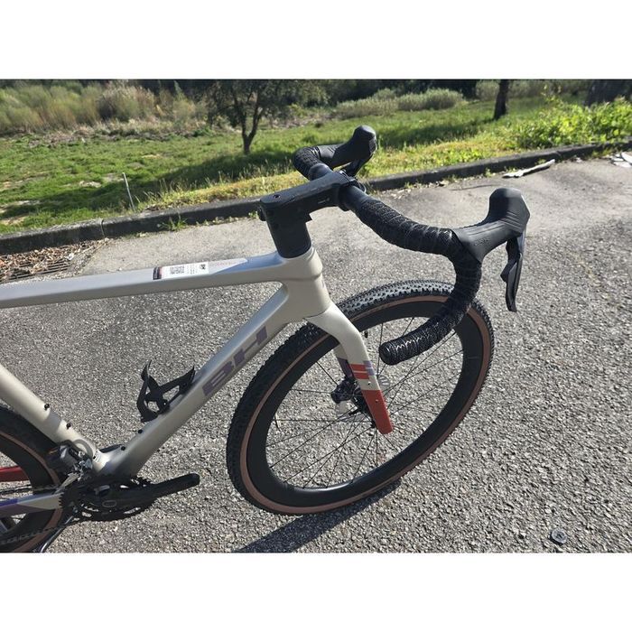 Bh gravel di2 rodas carbono