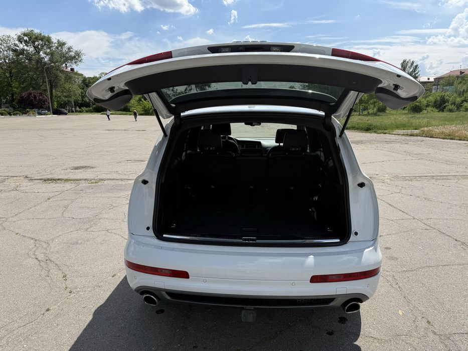 Audi Q7 Sline 2013 года