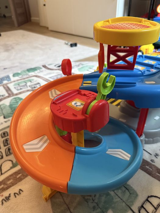 Garaz parking tut tut autka VTech