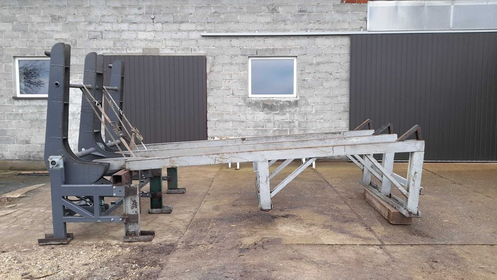 Podajnik kłody, rampa załadowcza, zasobnik Trak-Met (trak taśmowy)