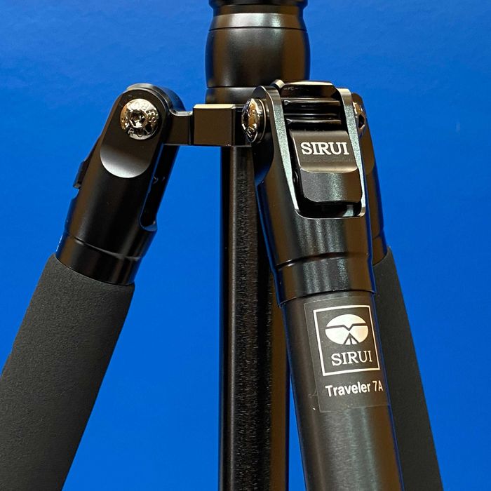 Tripé de Aluminio - SIRUI Traveler 7A (NOVO)