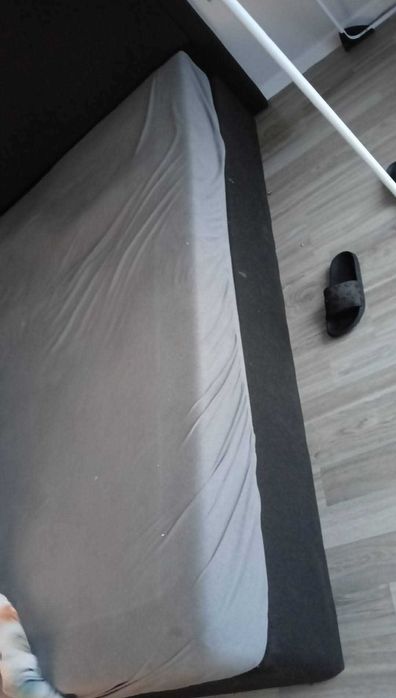 Łóżko dwuosobowe sypialniane