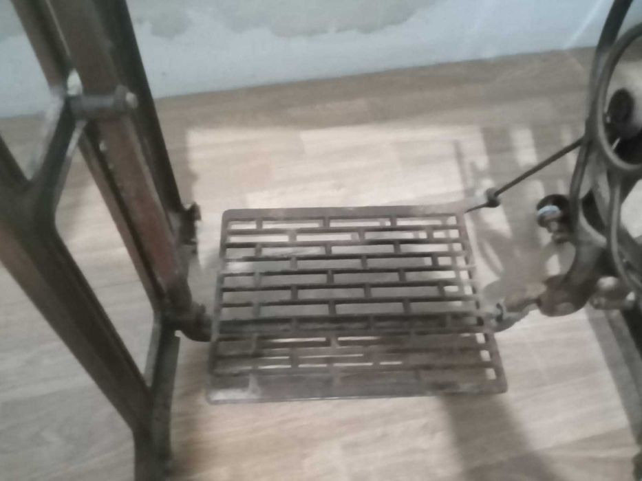 Maquins de costura antiga