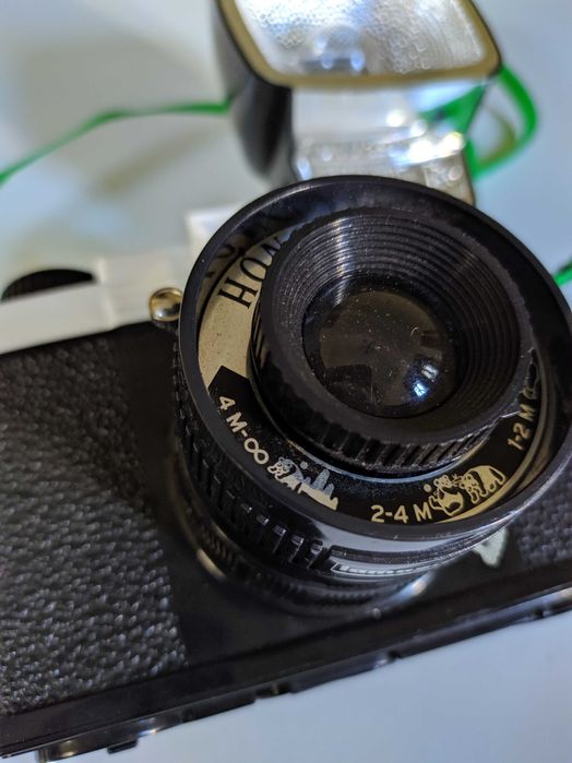 Diana F+ com back 35mm + polaroid + acessórios