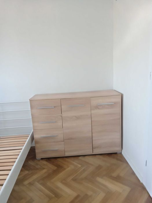 Szafka , kredens współczesny