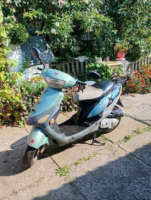 Продам Скутер Навігатор На Ходу з документами Не димить