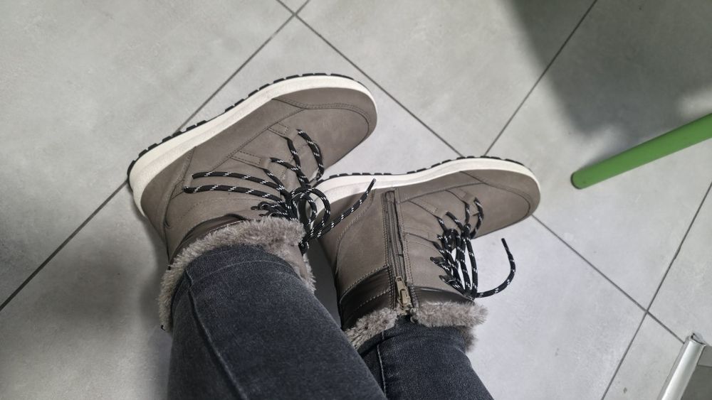 Nowe buty zimowe śniegowce damskie/młodzieżowe rozmiar 37