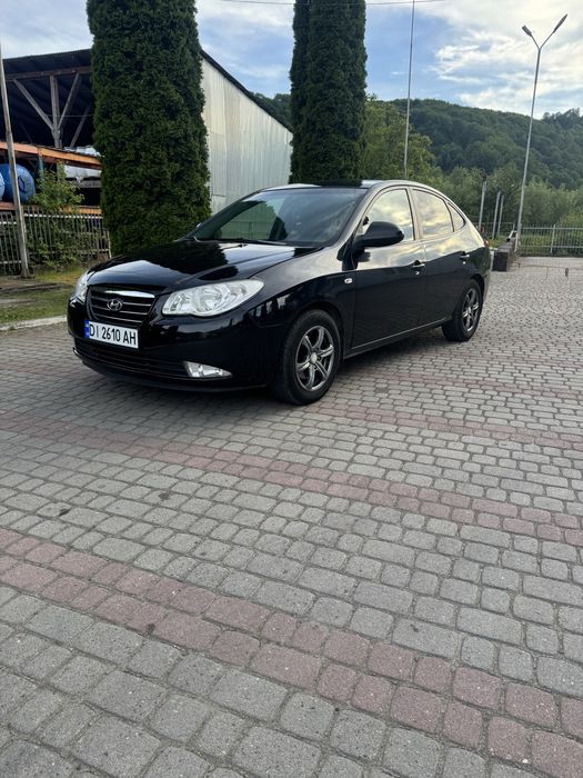 Авто в хорому стані, один властик, рідний пробіг, газ/бензин