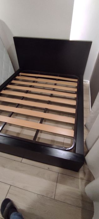 Cama de Casal 160x200 (Wengué / Madeira Escura) + Estrado