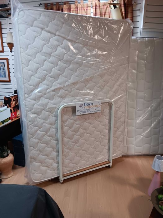 Colchão Medicinal 183 x 133 NOVO