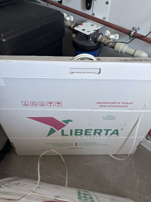 Нове дзеркало дизайнерської форми 700×700 мм з LED-підсвіткою