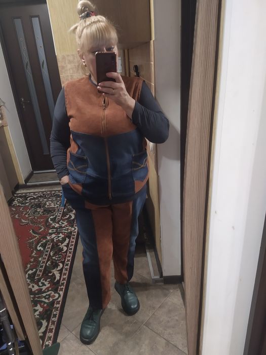 Продаю комплект ,вельвет -джинс