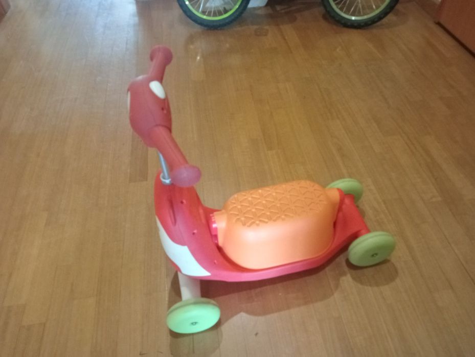 Trotinete bebé em bom estado