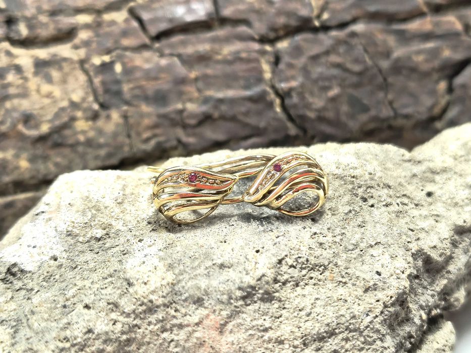 Złote kolczyki bordowa CYRKONIA BIGIEL PR:585 W:1,32G DŁ:1,6CM