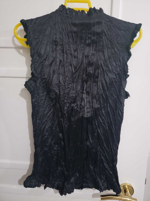 Top Preto de Cetim - Tamanho S