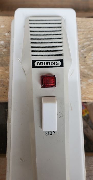 Stary mikrofon Grundig