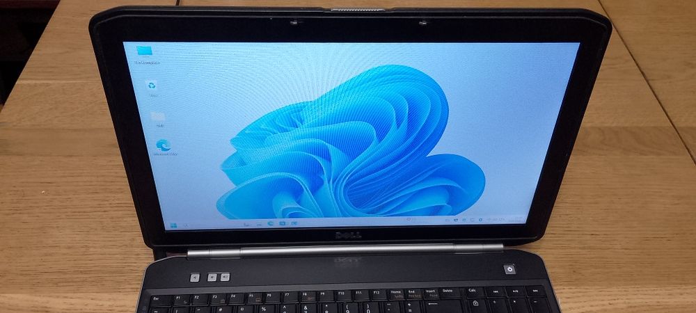 Laptop Dell E5520 SSD i5 Win11 gwarancja.