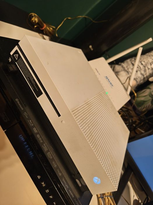Xbox one s myszka klawiatura słuchawki