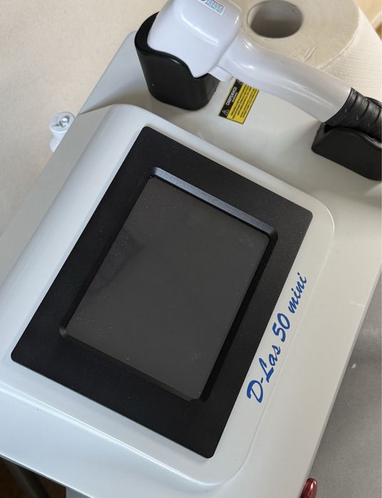 Лазер ( лазерна епіляція )