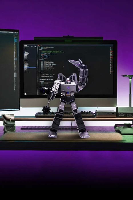 Transformers Edição Limitada - Megatron Auto-Converting Robot [Novo]