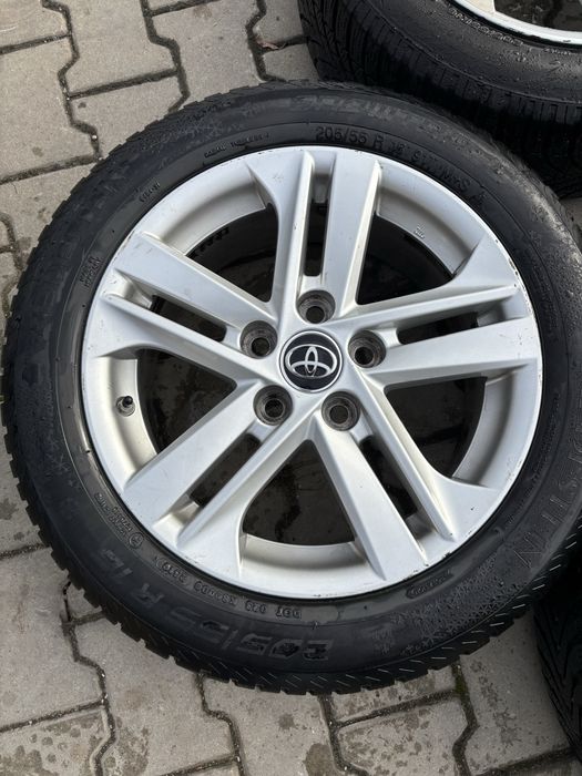 Kola toyota corolla 16”