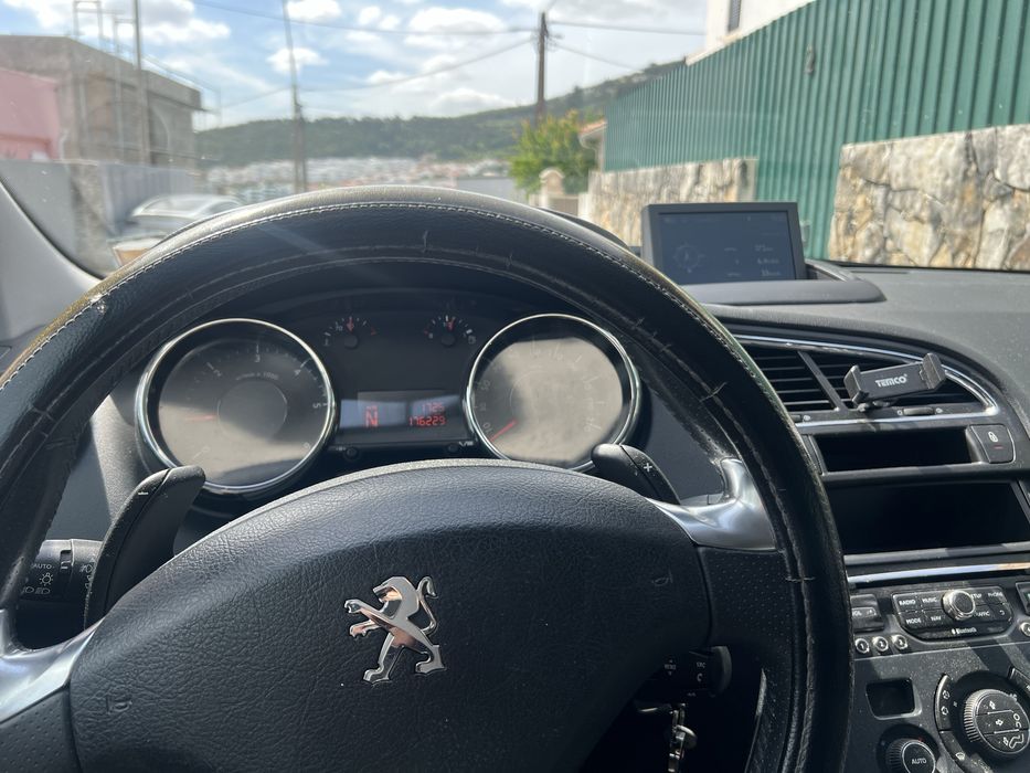 Peugeot   5008   7 lugares 1.6 HDI
