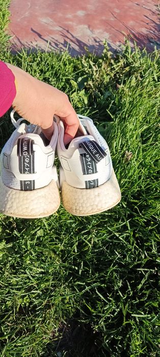 Оригінальні кросівки Adidas 46 розмір