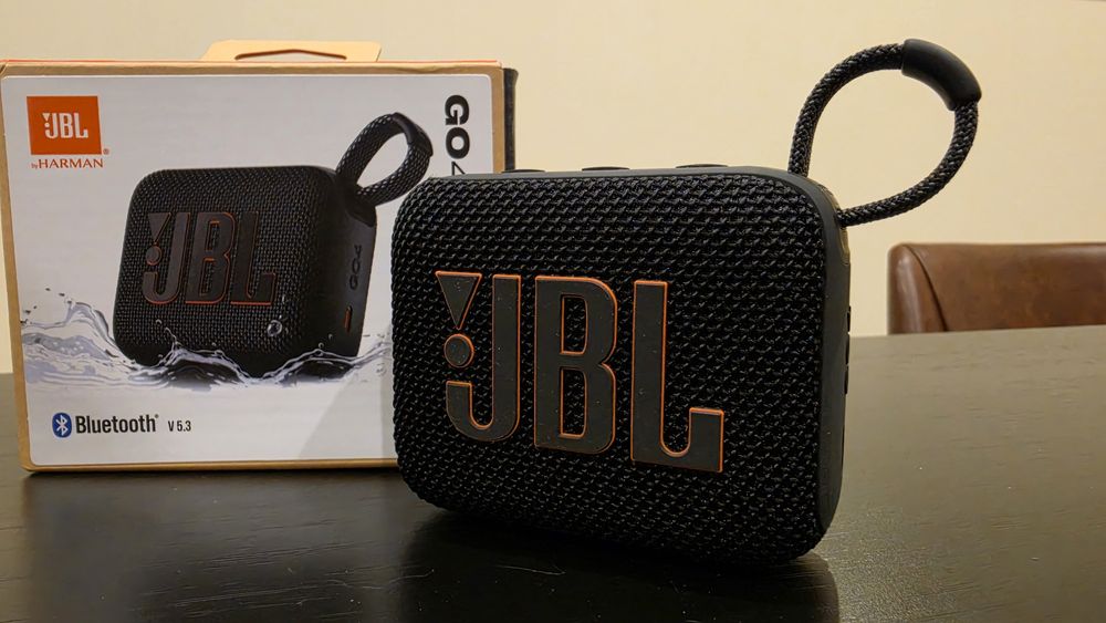 Coluna JBL GO 4 nova