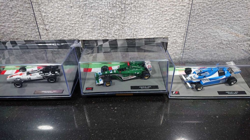 16 Miniaturas Formula 1 / F1  (1/43) - IXO / Minichamps