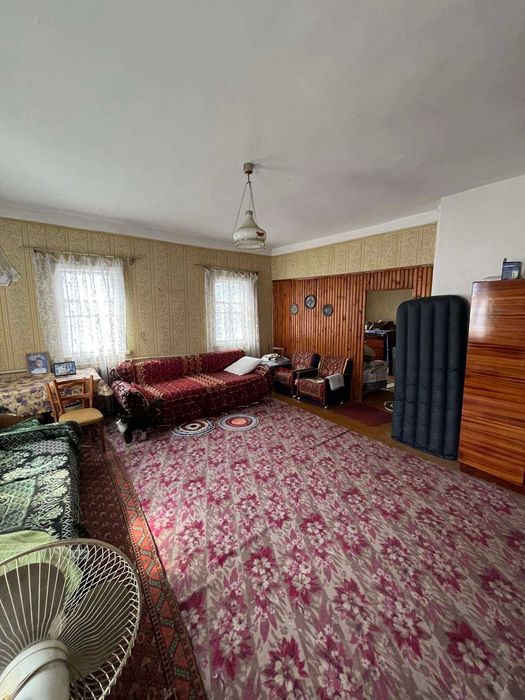 Продам великий будинок
