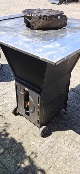 Grill ogrodowy duży