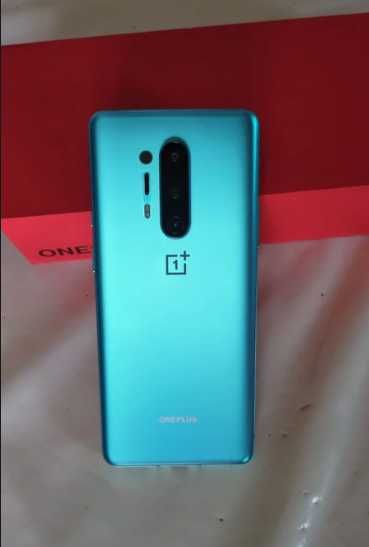 OnePlus 8 5G (128GB, 8GB) 6.55