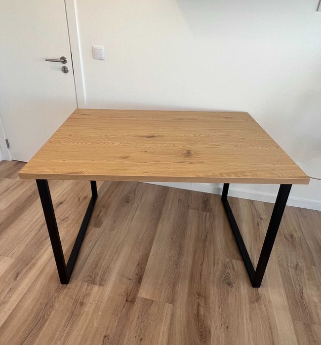 Mesa de jantar AABENRAA 80x120 carvalho/preto