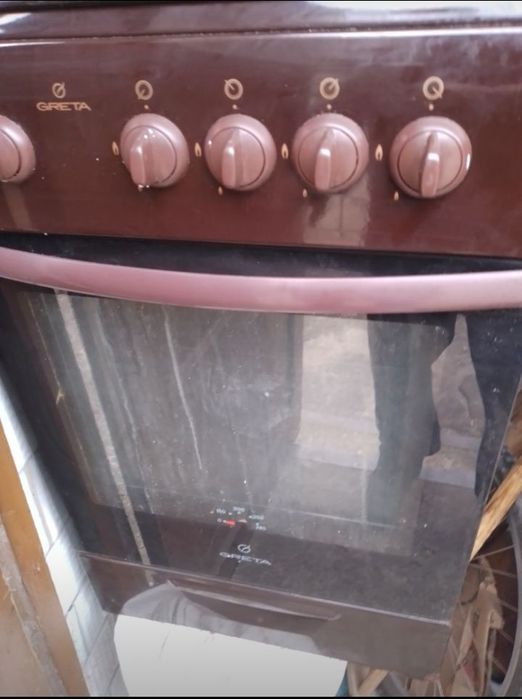 Газова плита   GRETA, комфорки