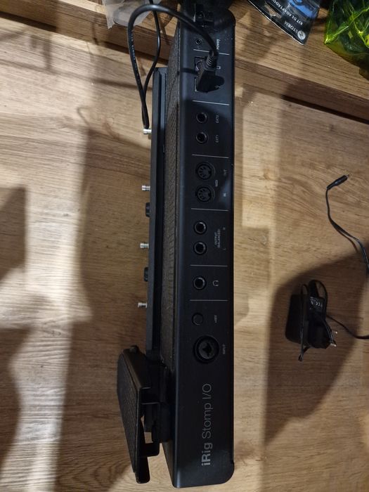 Pedaleira Irig Stomp I/O