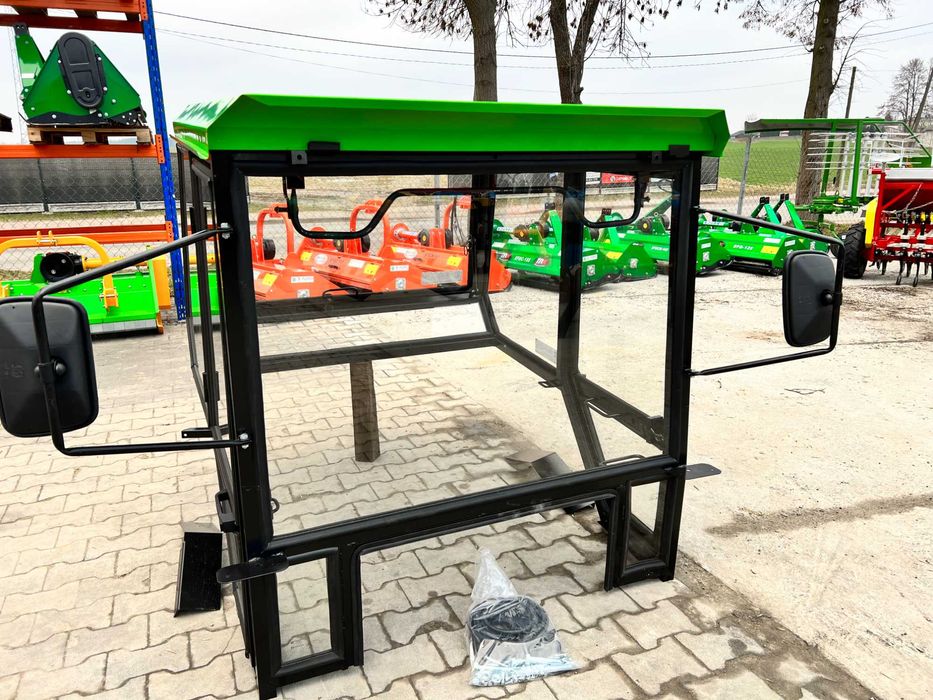 Kabina ciągnikowa Ursus C330 C360 MF235 T25 T-25 RUSKI siłowniki -RATY