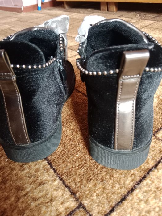 Ботинки демисезонные