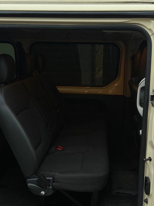 Продам Опель віваро пасажир максі база