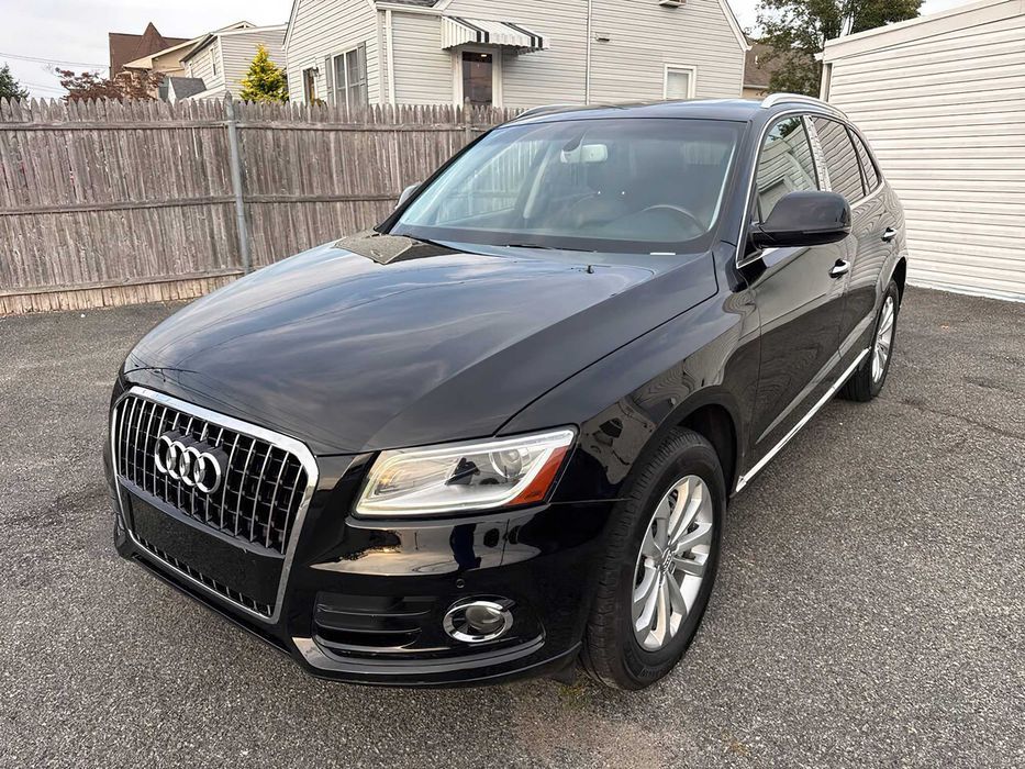 Audi Q5 quattro Premium Plus      2016