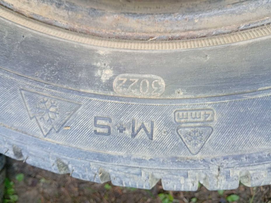 Koła zimowe FORD 205/55/16 5x108
