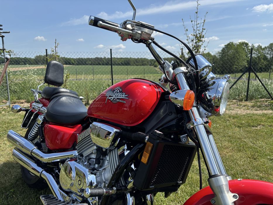 Honda Magna 750 - pieknie utrzymany klasyk