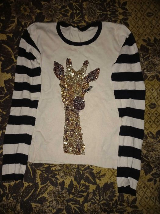 Кофты на девочку 10-12 лет.