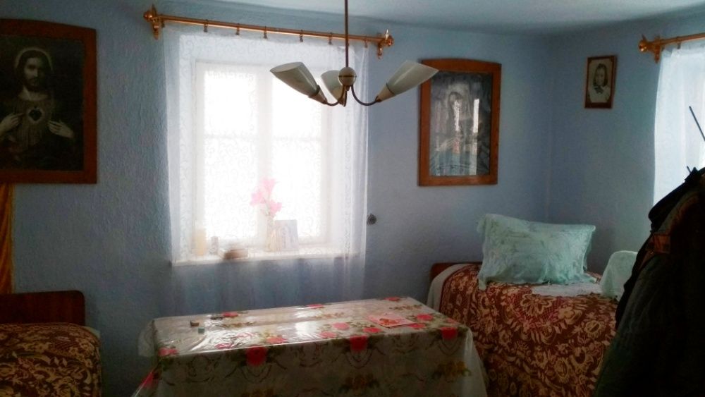 Будинок 32 м² + газ, літня кухня, 27 соток - Пробіжна