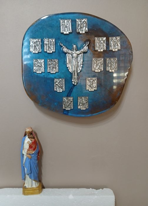 Płaskorzeźba "Droga krzyżowa"+figurka Maryi