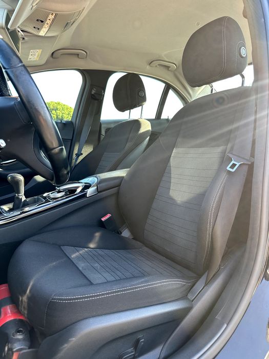 Mercedes-Benz C220d