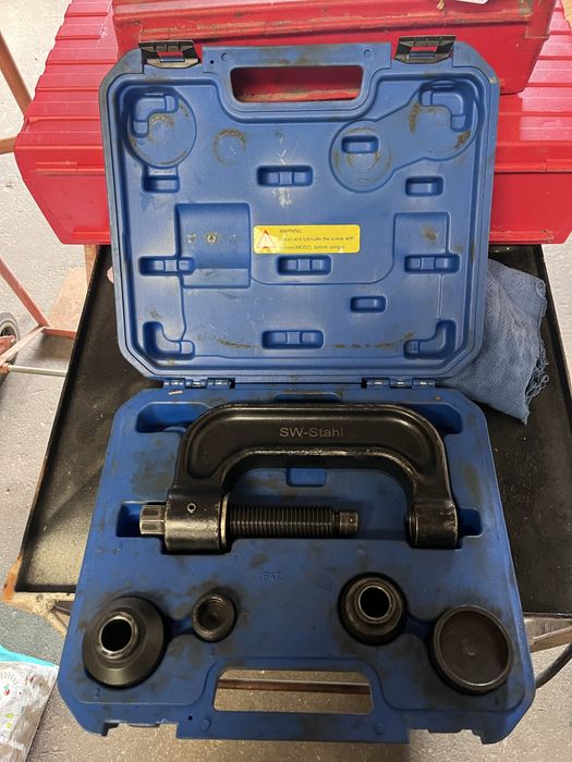 Extrator de rotulas Mercedes-Benz séries E / S / SL (W220/W211/W230)